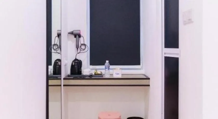 Ru Jia Hai She Hotel