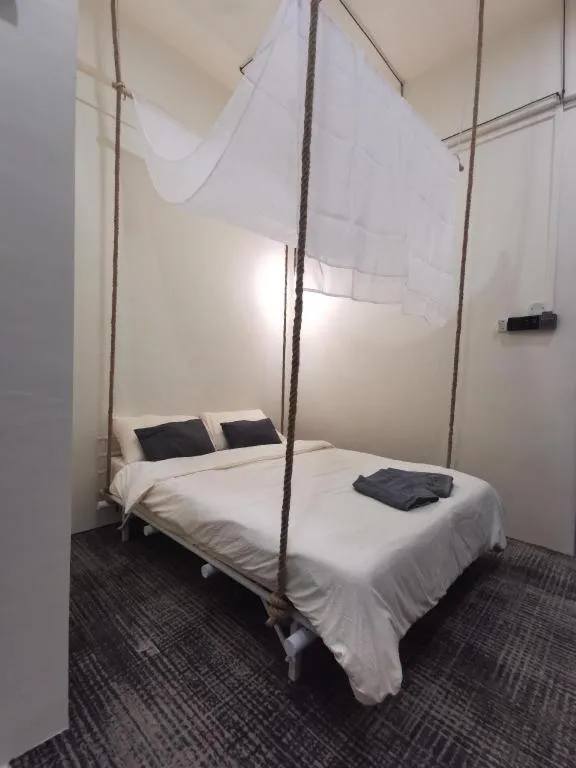 Bed in THE ROOM @ KT HOTEL