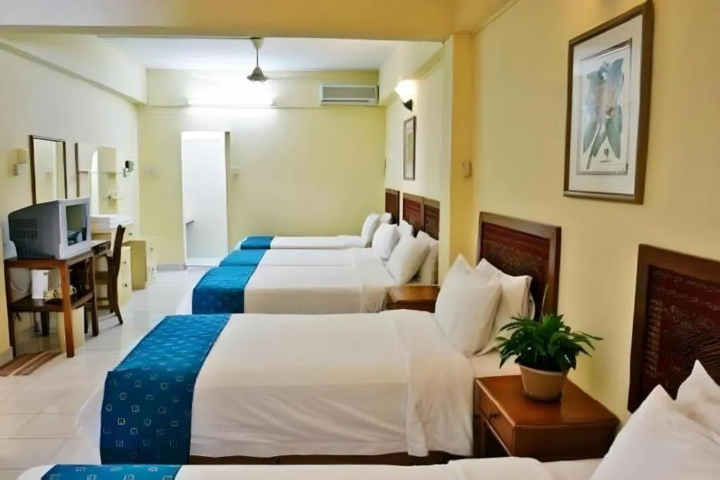 Bed in Seapark Condotel Hotel