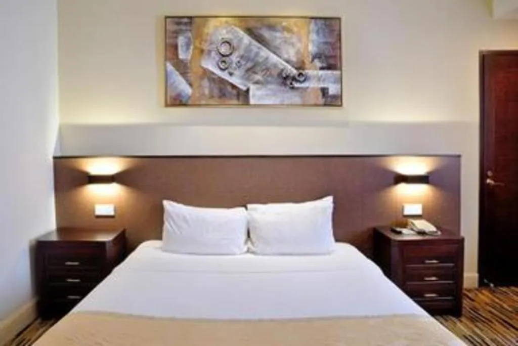 Bed in Hotel Royal Penang