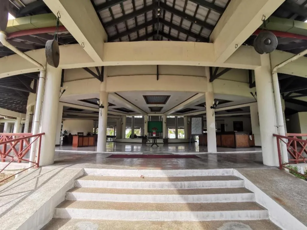 OYO 89972 Borneo Paradise Beach Hotel