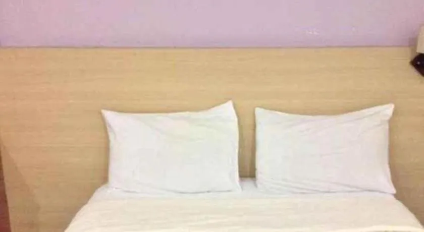 Bed in Maxim Hotel Kota Kinabalu