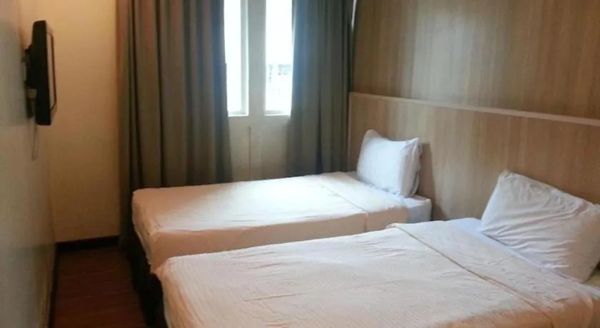 Bed in Maxim Hotel Kota Kinabalu