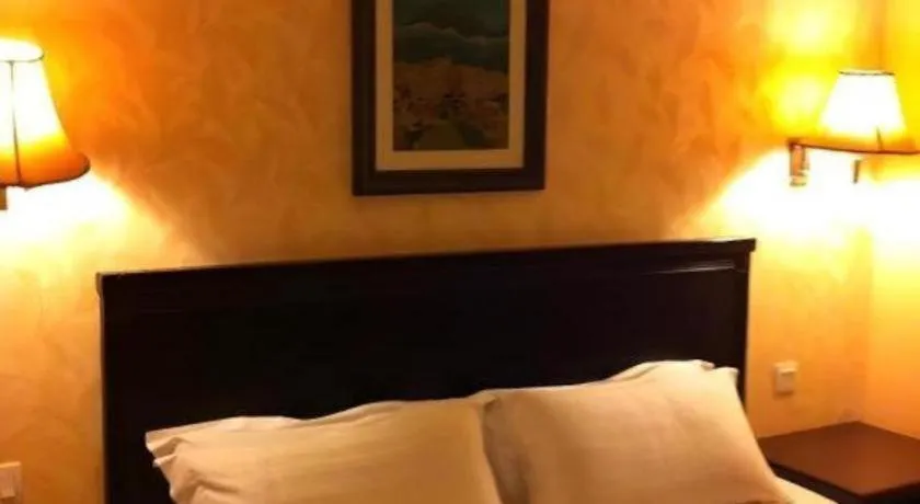 Bed in D'Borneo Hotel