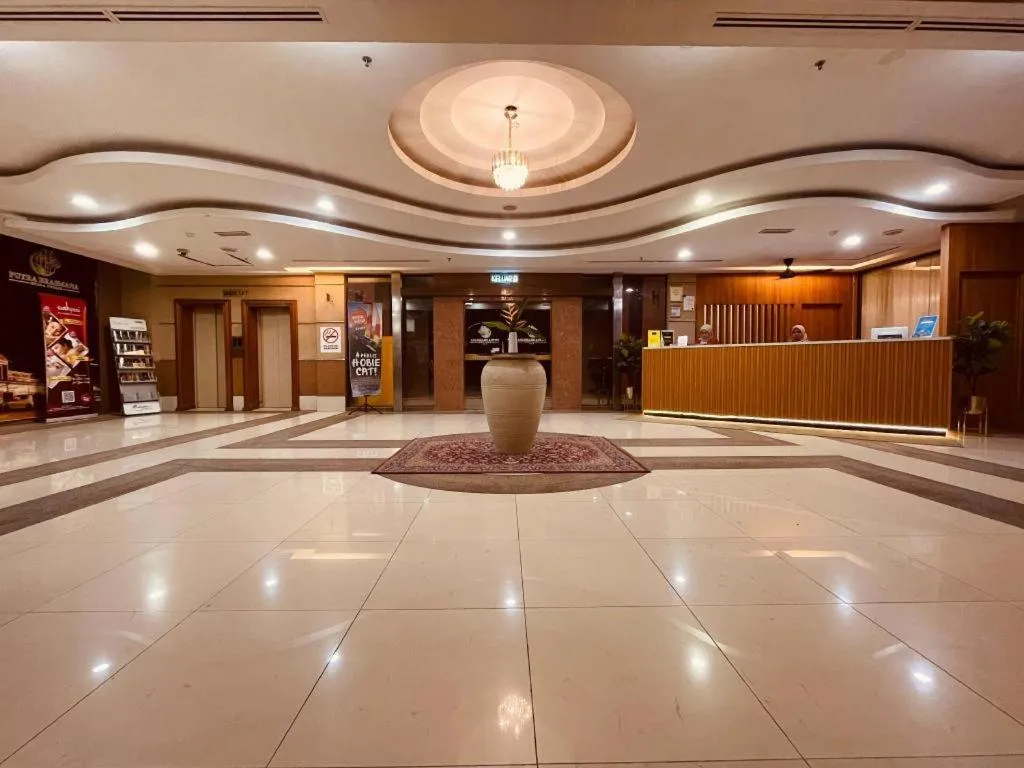 Putra Brasmana Hotel