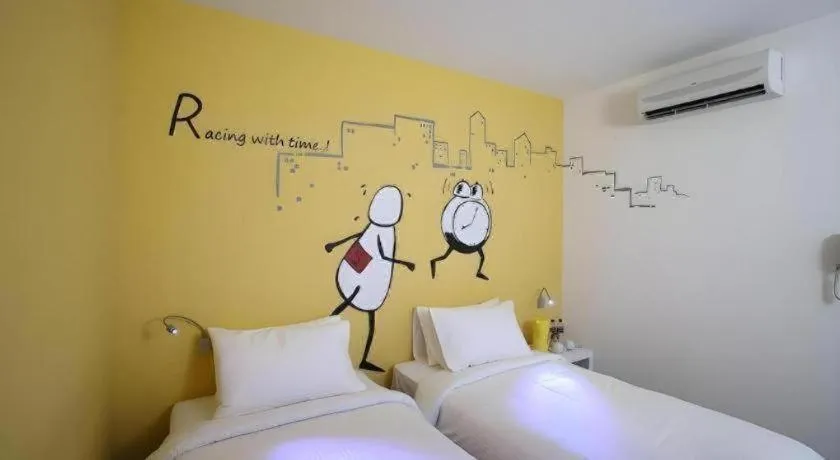 Bed in Zoom Inn Boutique Hotel by Ardens - Danga Bay