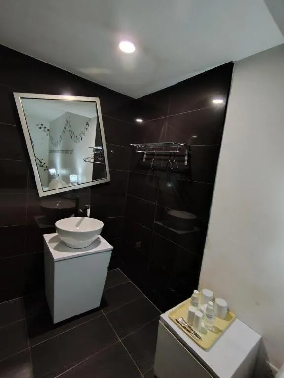 Zoom Inn Boutique Hotel by Ardens - Danga Bay