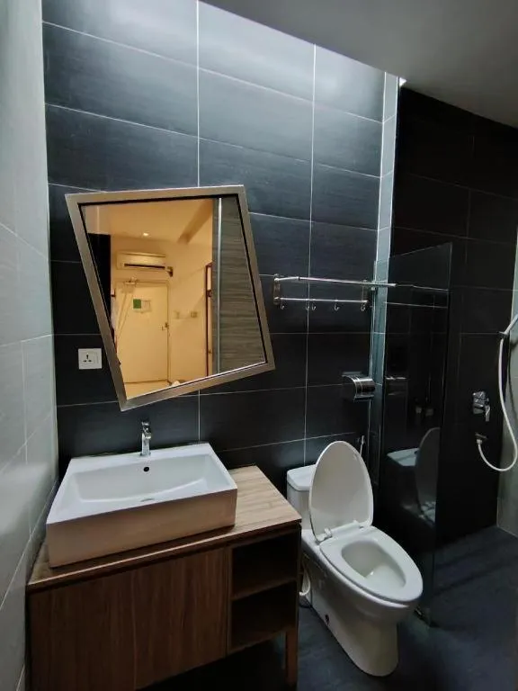 Zoom Inn Boutique Hotel by Ardens - Danga Bay