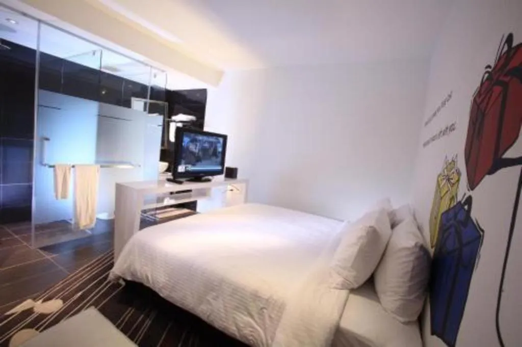 Bed in Zoom Inn Boutique Hotel by Ardens - Danga Bay