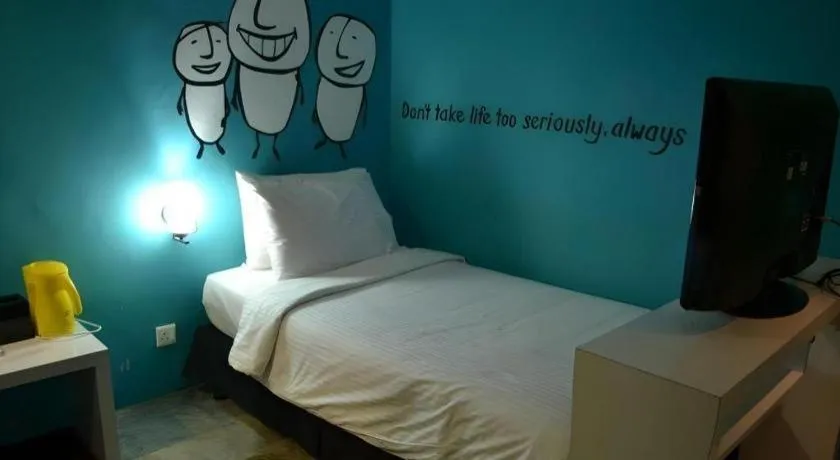 Bed in Zoom Inn Boutique Hotel by Ardens - Danga Bay