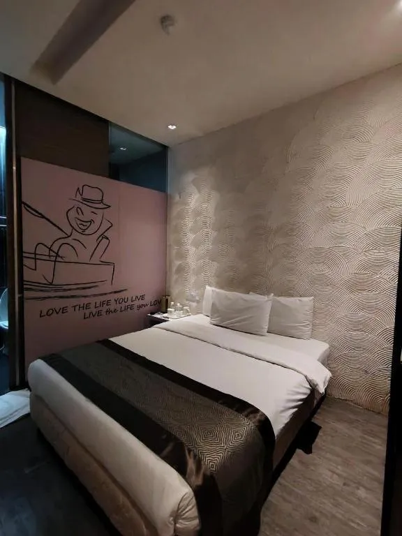 Bed in Zoom Inn Boutique Hotel by Ardens - Danga Bay