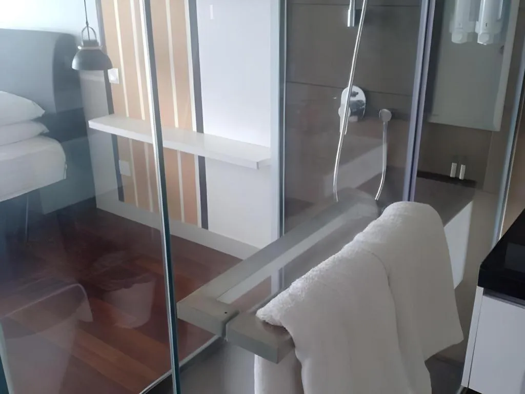 Zoom Inn Boutique Hotel by Ardens - Danga Bay