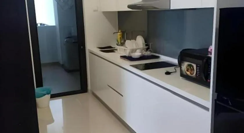 Zoom Inn Boutique Hotel by Ardens - Danga Bay