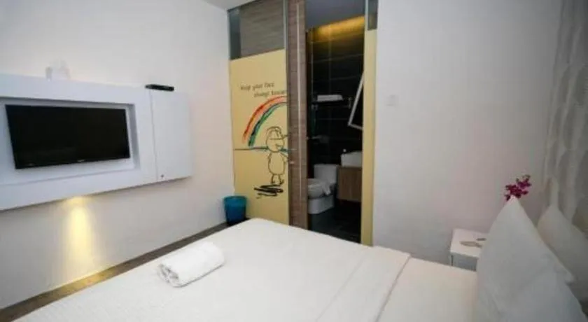 Bed in Zoom Inn Boutique Hotel by Ardens - Danga Bay