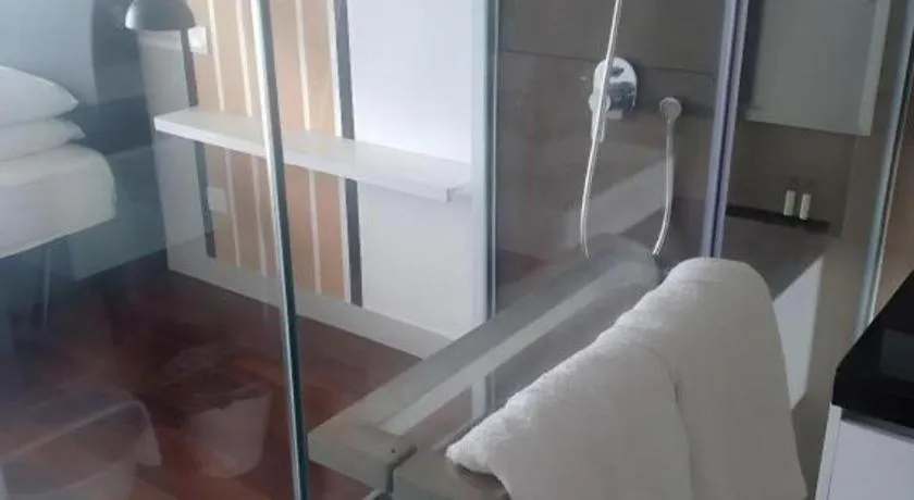 Zoom Inn Boutique Hotel by Ardens - Danga Bay