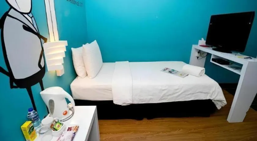 Bed in Zoom Inn Boutique Hotel by Ardens - Danga Bay