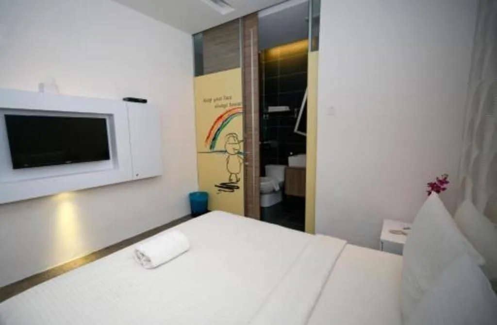 Bed in Zoom Inn Boutique Hotel by Ardens - Danga Bay