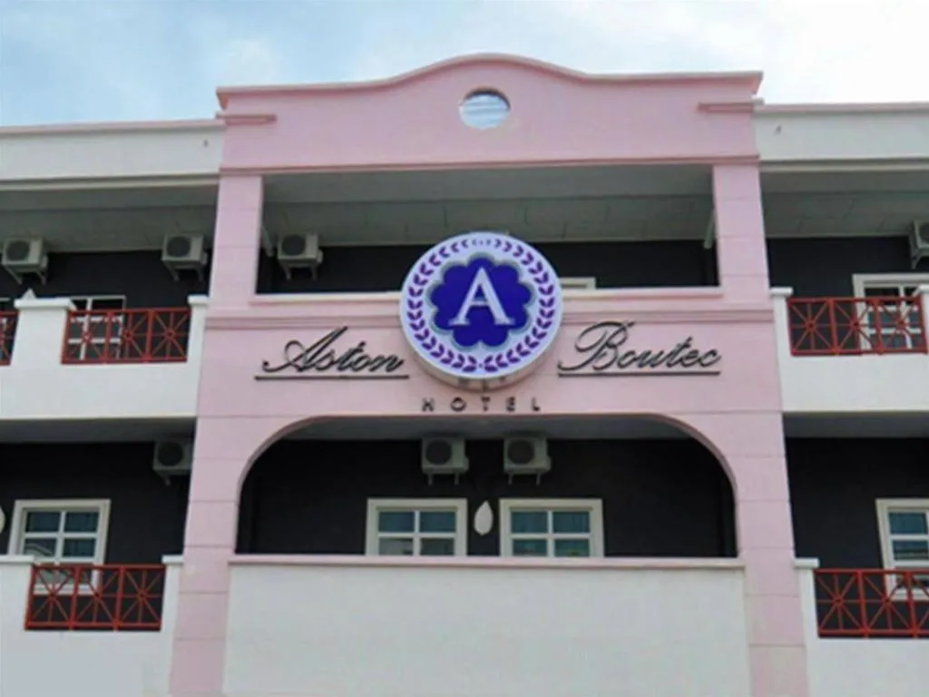 Aston Boutec Hotel Lintas Plaza