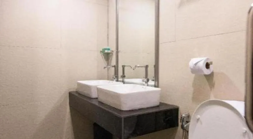 Aston Boutec Hotel Lintas Plaza