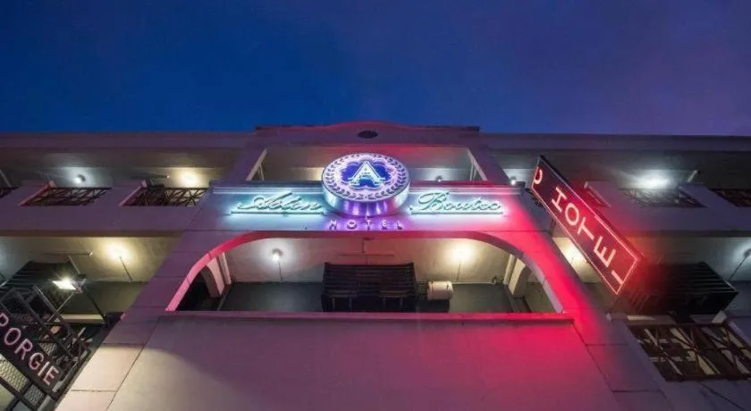 Aston Boutec Hotel Lintas Plaza
