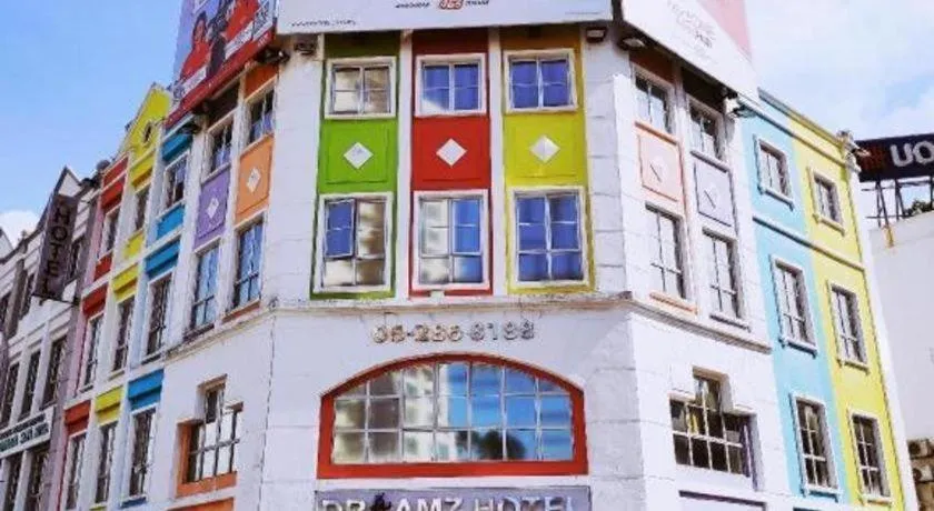 Hotel Zamburger Plaza Mahkota