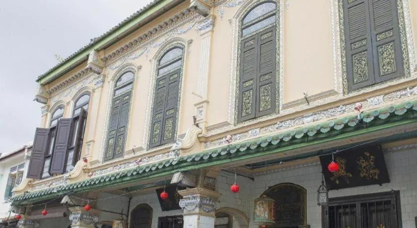 Hotel Zamburger Plaza Mahkota