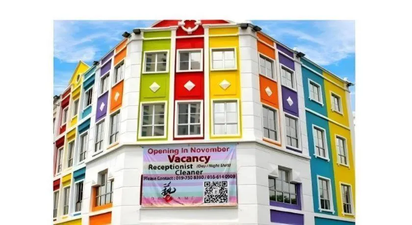 Hotel Zamburger Plaza Mahkota