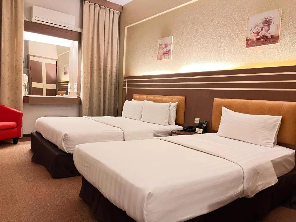 Bed in The Landmark Hotel