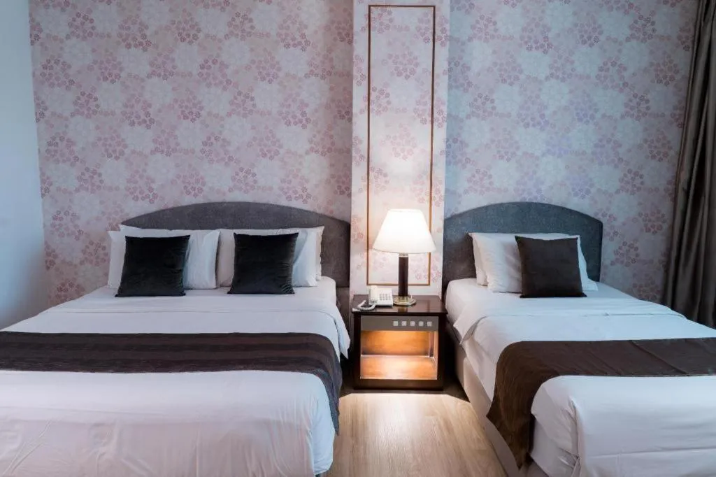 Bed in Pelican Hotel