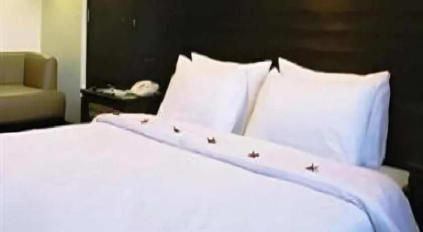 Bed in New Wave Sri Hartamas