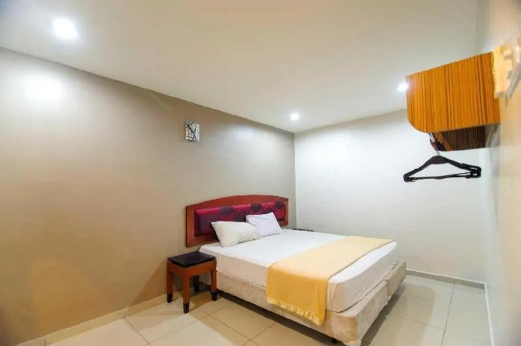 Bed in De Mawardah Hotel, Taming Sari Tower Malacca