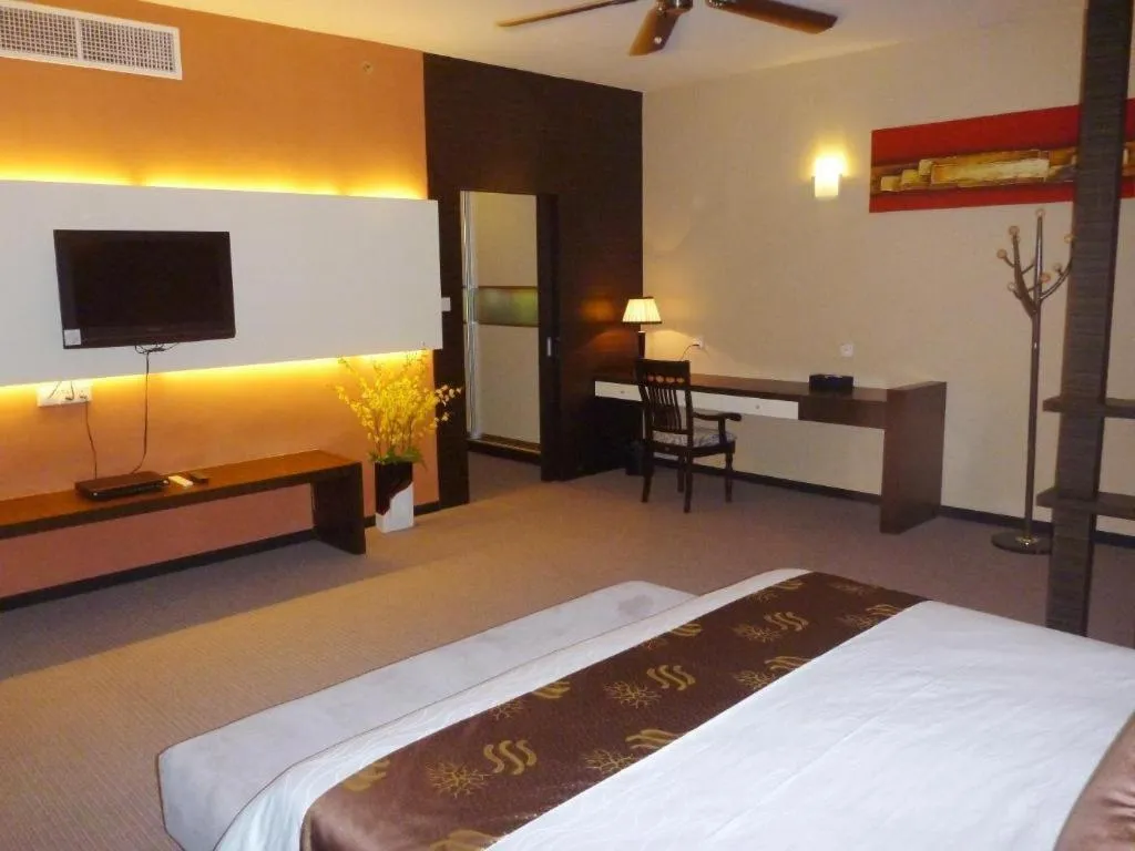 Bed in Seafest Hotel Semporna