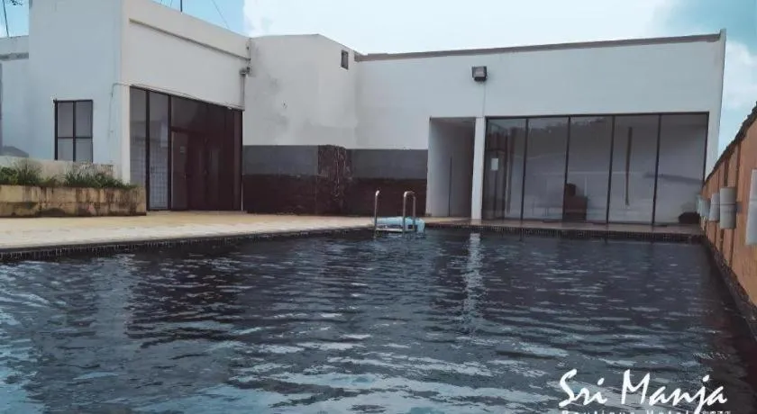 Sri Manja Boutique Hotel
