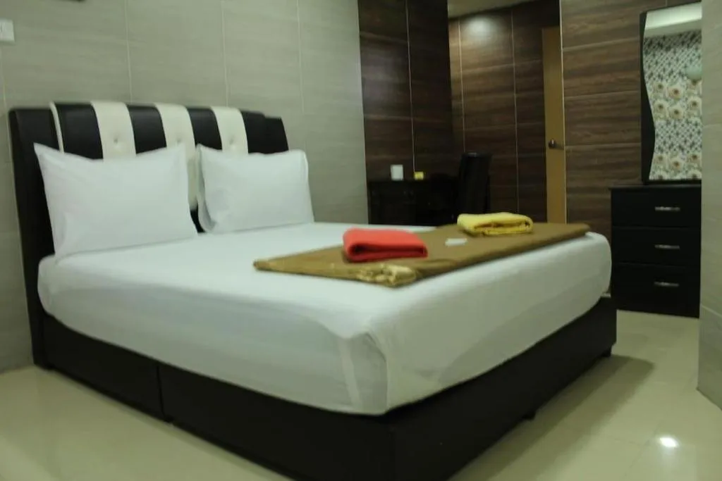 Bed in Serdang Business Hotel
