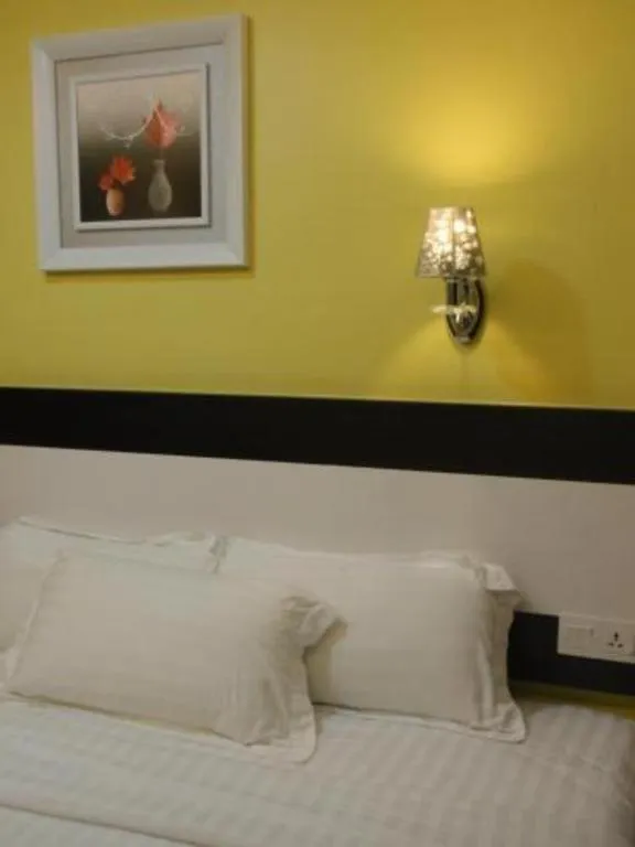 Bed in Hotel Star Moon