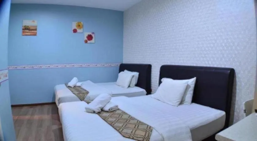 Bed in Hotel Zamburger Sungai Besi