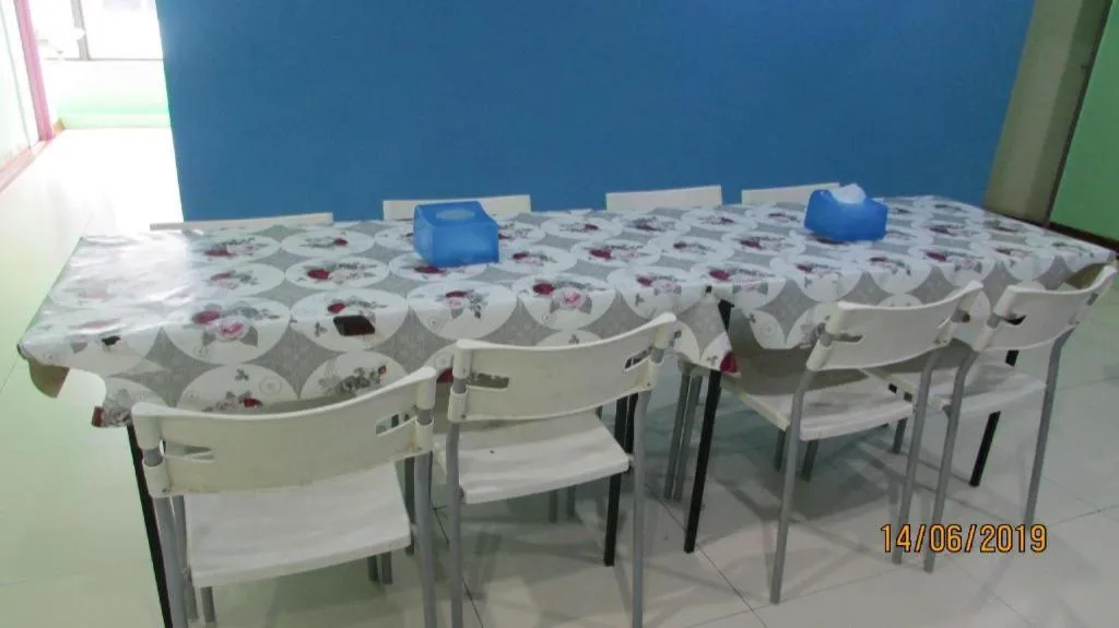 Hotel Zamburger Sungai Besi