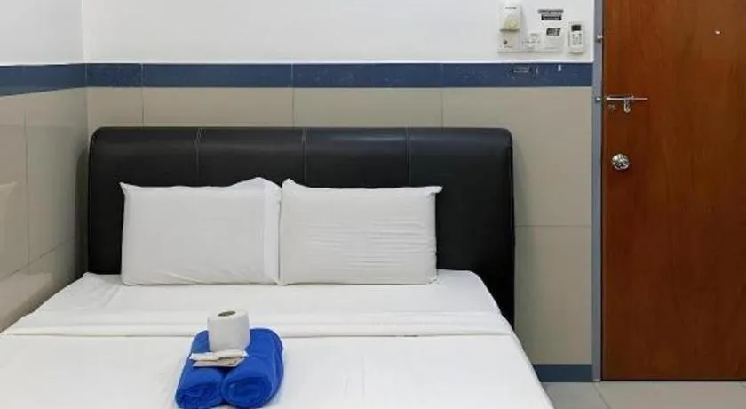 Bed in Burmahtel Hotel