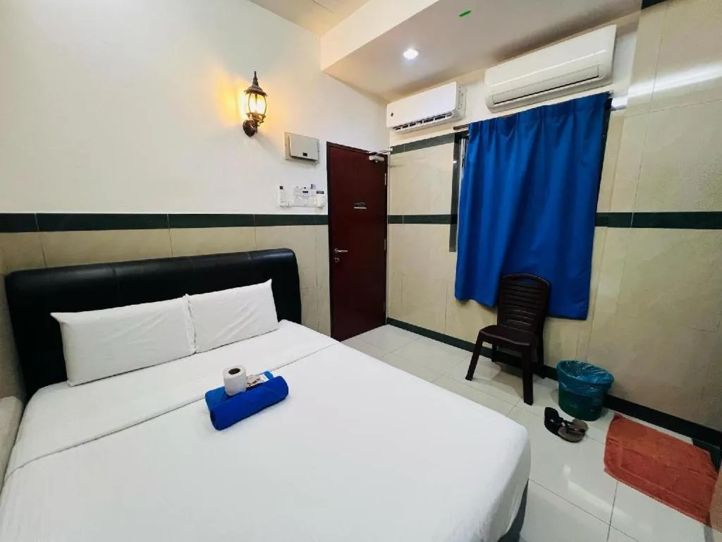 Bed in Burmahtel Hotel