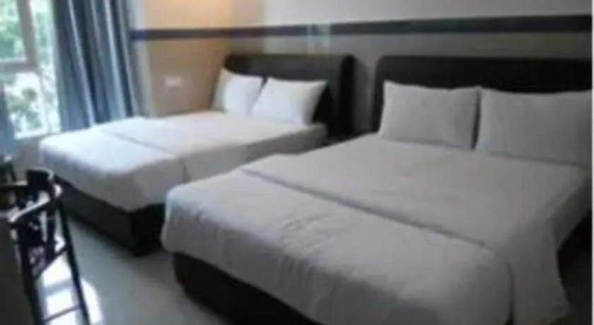 Bed in Burmahtel Hotel
