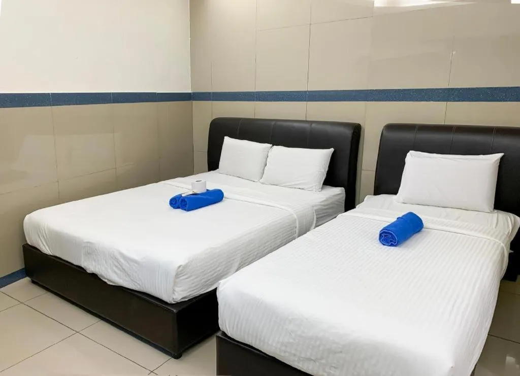 Bed in Burmahtel Hotel