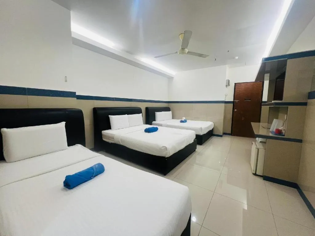 Bed in Burmahtel Hotel