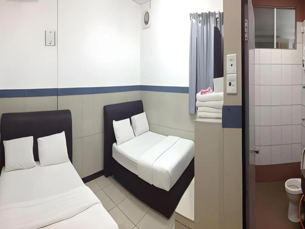 Bed in Burmahtel Hotel