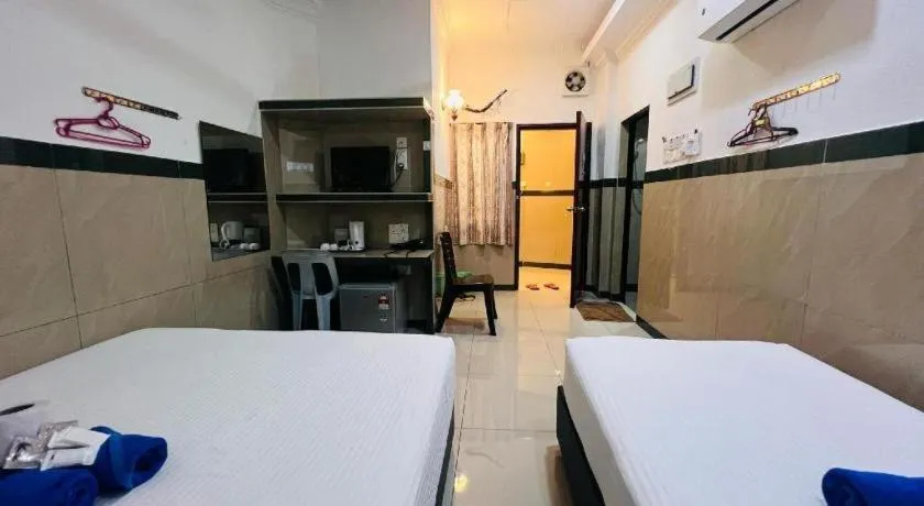 Bed in Burmahtel Hotel