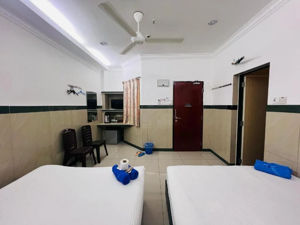 Bed in Burmahtel Hotel