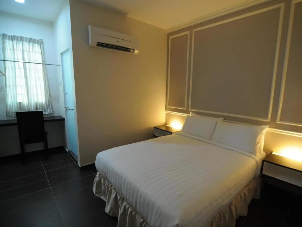 Bed in Luscious Hotel