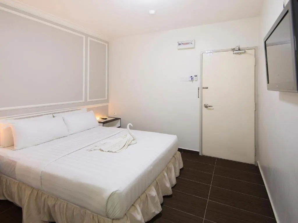 Bed in Luscious Hotel