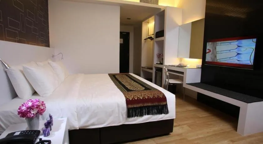 Bed in Cairnhill Hotel Kuala Lumpur