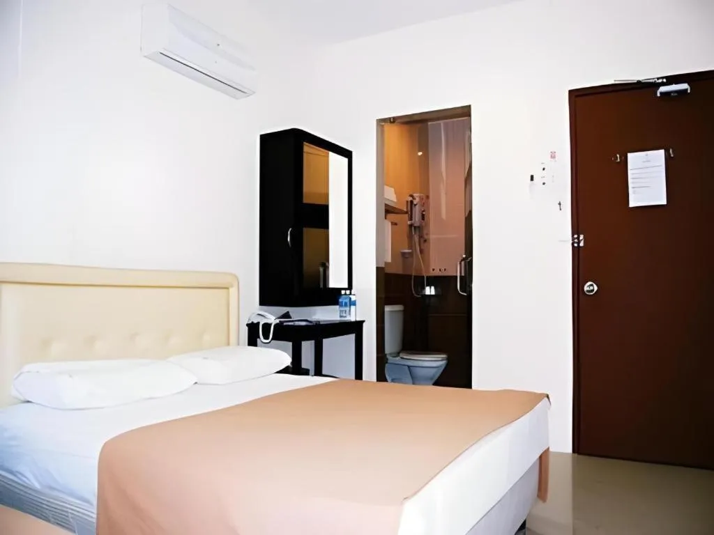 Bed in Rafayeh Hotel