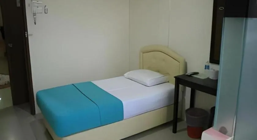 Bed in Rafayeh Hotel